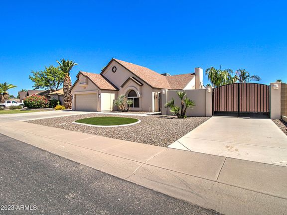 2nd image of 3632 W SARAGOSA Street