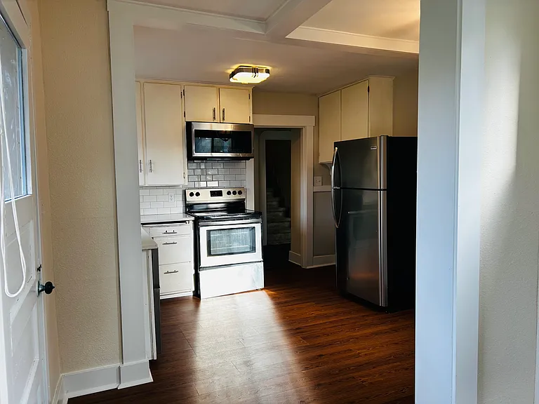 4330 S K St — Photo 6