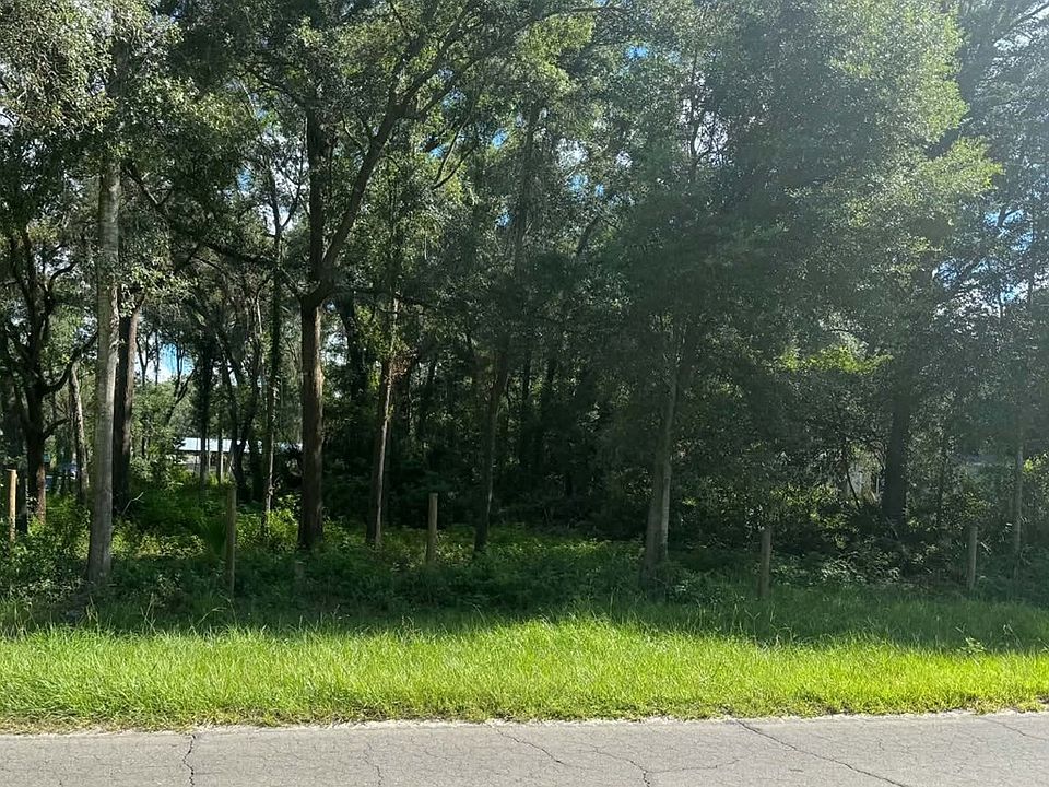 2nd image of  165th St