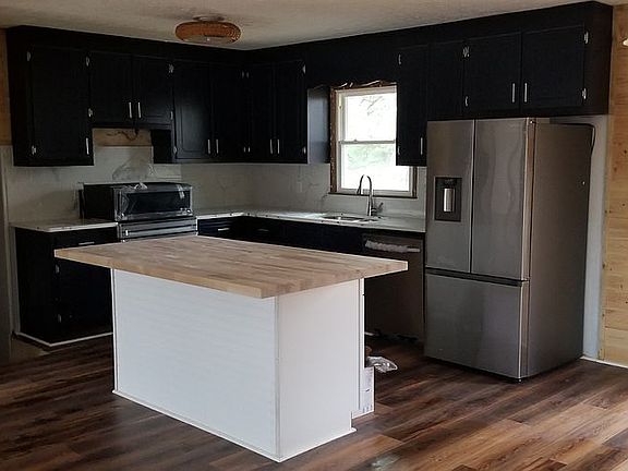 5th image of 3706 Souchak Dr