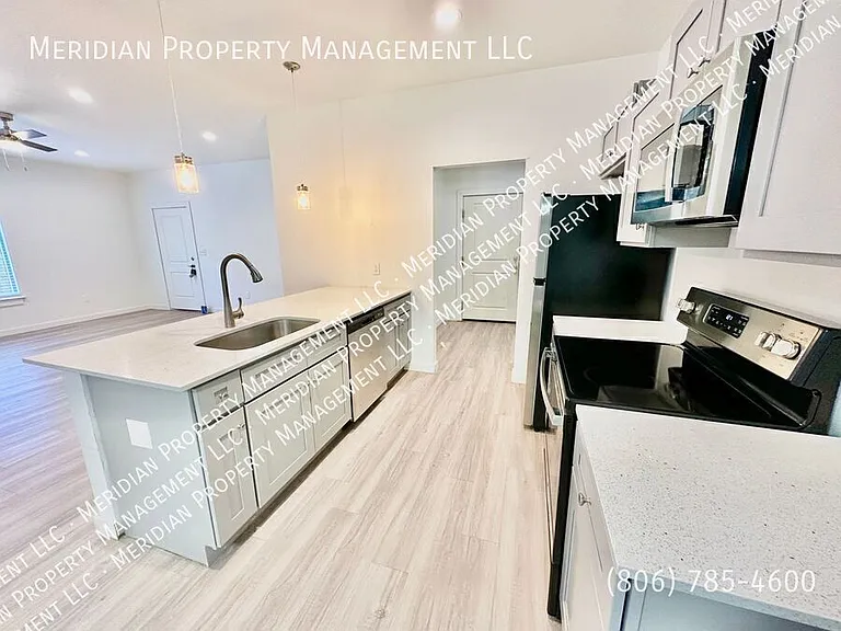 5516 Itasca St #A — Photo 8