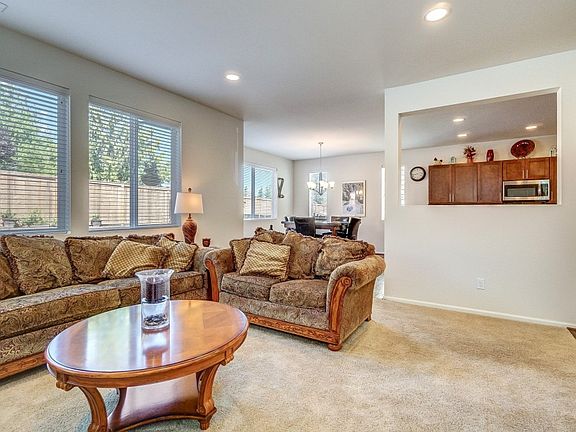 5th image of 19330 18th Avenue Ct E