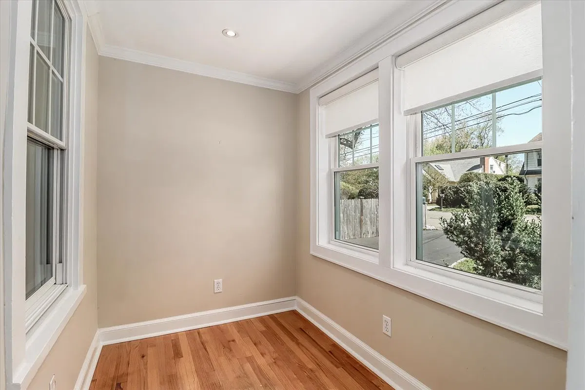 2 bed, 1300 sqft, $5,000 — Photo 1