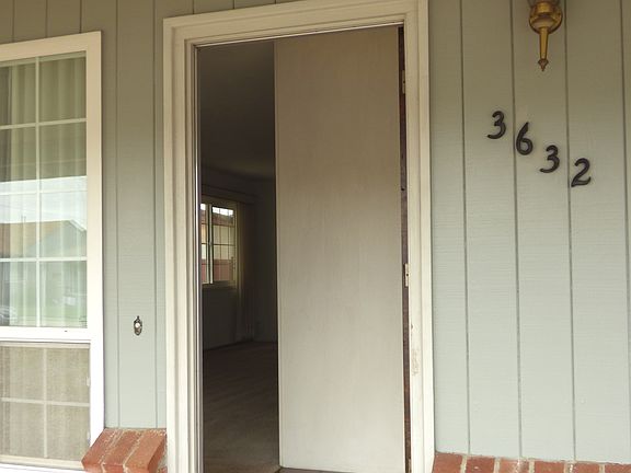 2nd image of 3632 Figueroa Dr