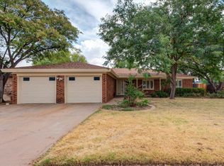 5733 68th St, Lubbock, TX 79424