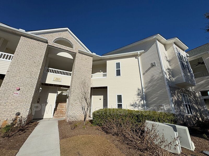 1st image of 211 Fullford Ln Unit 204