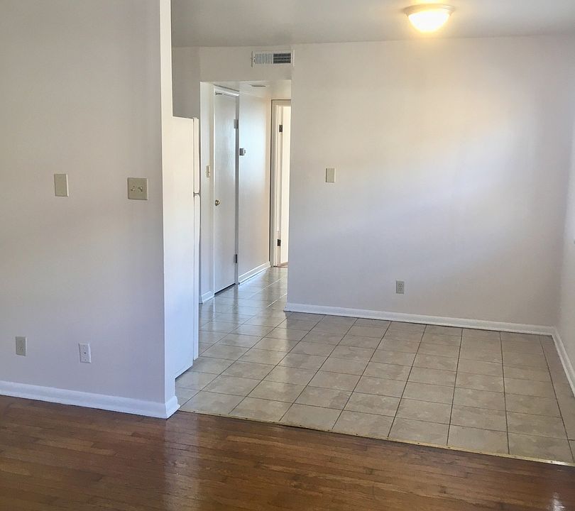 1st image of 920 E Markwood Ave APT A09