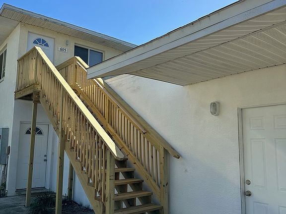 4th image of 601 E 2nd Ave #1