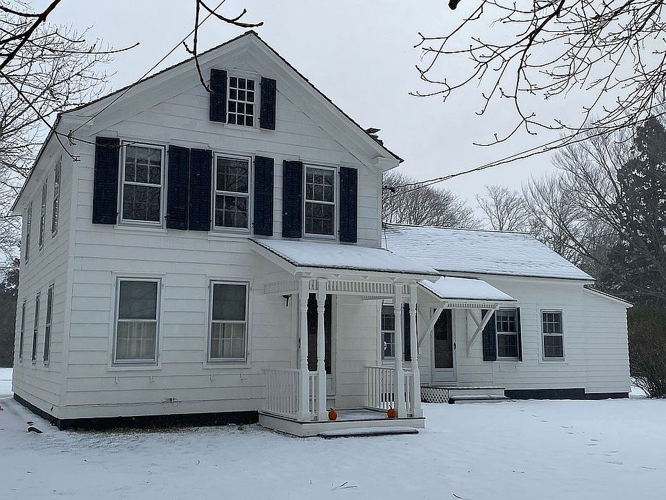 2nd image of 65 Sagaponack Main St