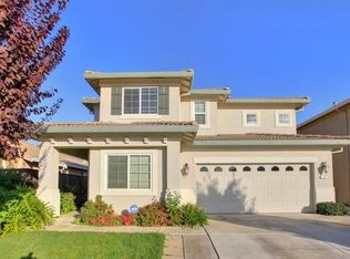 11 Donson Ct, Elk Grove, CA 95758