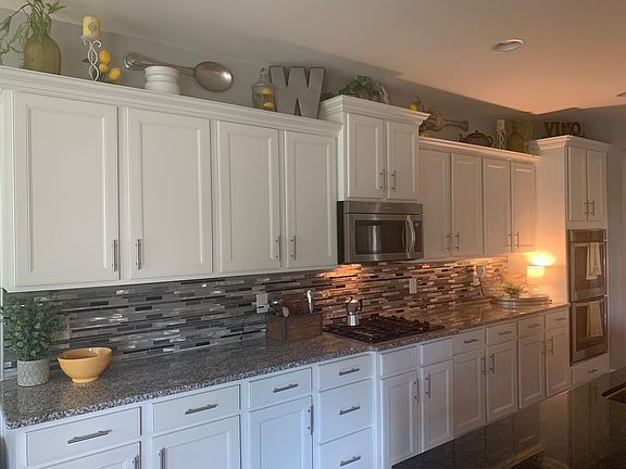 5th image of 1811 Fairhaven Ln