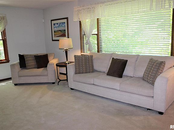 4th image of 1521 40th Avenue Ct