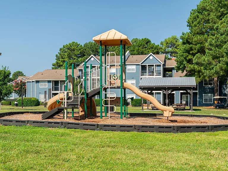 Avenues at Steele Creek — Photo 9