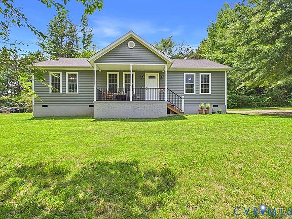 2nd image of 25 Dogwood Ln