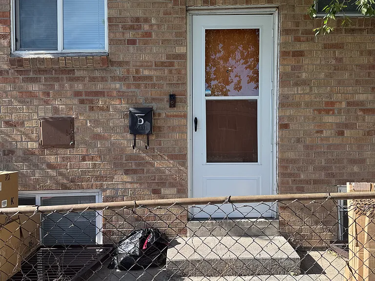 501 S Eliot St #B — Photo 1