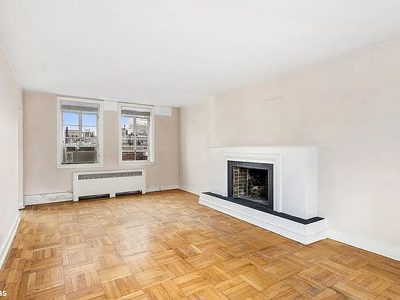 5th image of 1060 Park Ave Penthouse A