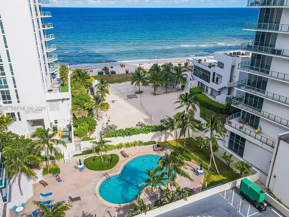 4001 S Ocean Dr #5J