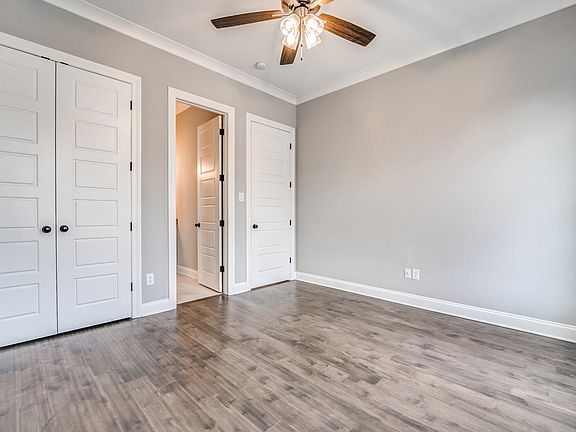 5th image of 115 Nebhut Ln