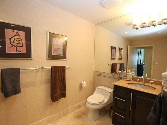 5th image of 717 S Chris Columbus Blvd Unit 822