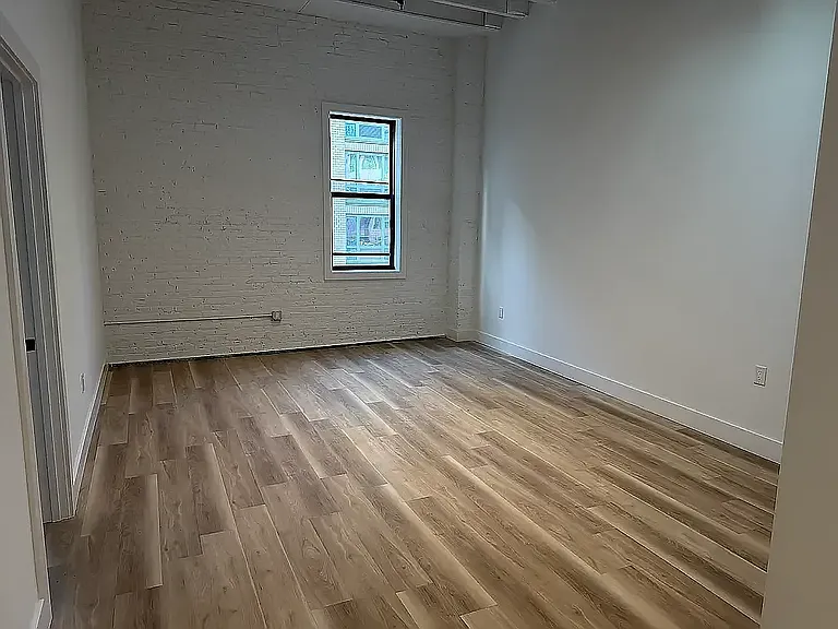 48 N 6th St #C3 — Photo 3