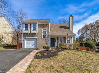 7009 Polins Ct, Alexandria, VA 22306