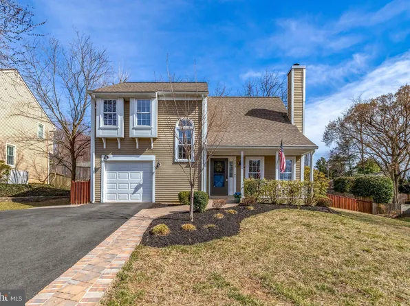 7009 Polins Ct, Alexandria, VA 22306