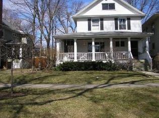 620 Washington Ave, Wilmette, IL