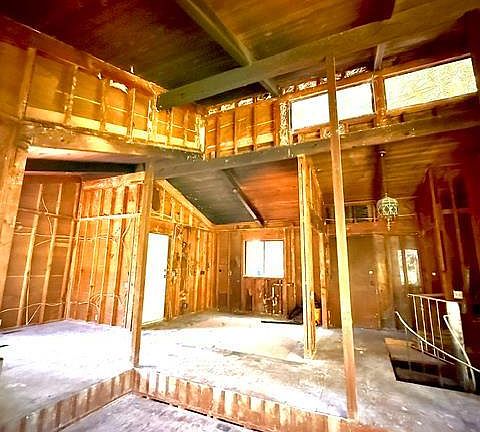 3rd image of 4 Marsh Drive