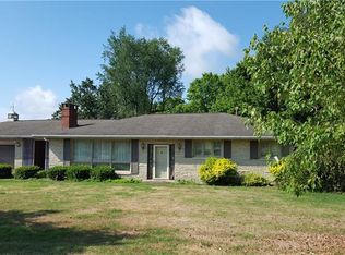 738 Freeport Rd, Butler, PA 16002