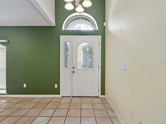 2nd image of 637 Artesia St