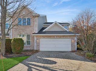 1738 Park Ridge Point, Park Ridge, IL