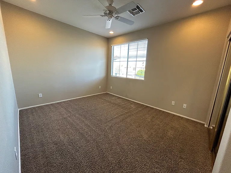 5163 W Village Dr — Photo 36