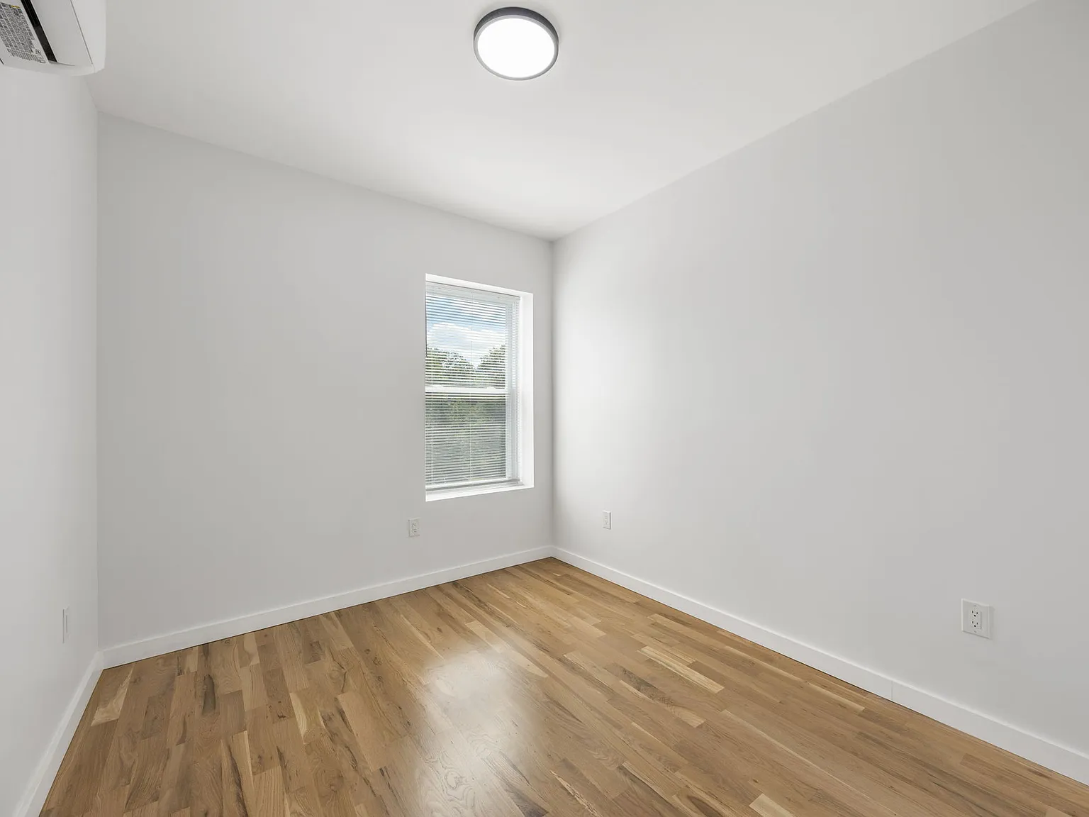 294 Hoboken Ave — Photo 3