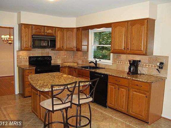 2nd image of 14471 Alps Dr