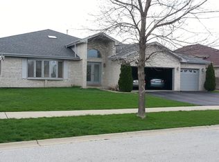 270 Providence Dr, Matteson, IL 60443