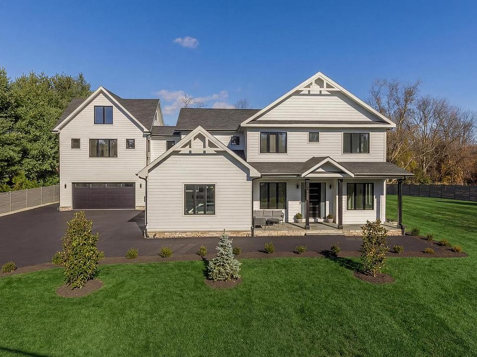 1st image of 14051 Esworthy Rd