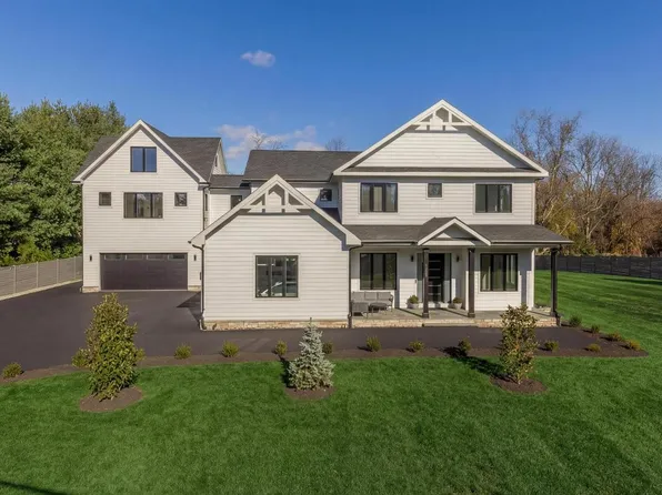 14051 Esworthy Rd, Germantown, MD 20874