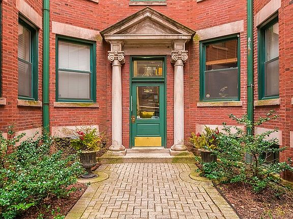 4th image of 2817 N Cambridge Ave APT 3
