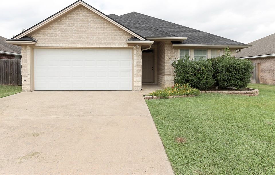 1st image of 113 Karten Ln