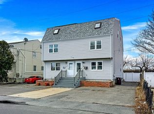 31 Dunn Rd, Revere, MA 02151