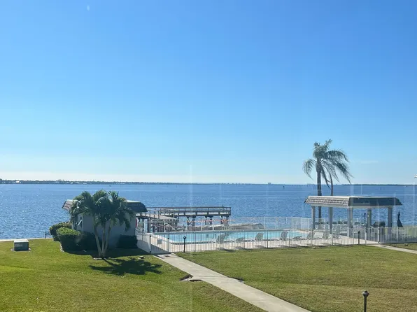 3268 N Key Dr, North Fort Myers, FL 33903