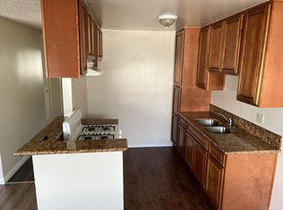 331 Amber Ct #16, Upland, CA 91786