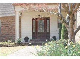 7441 Apple Valley Rd, Germantown, TN 38138