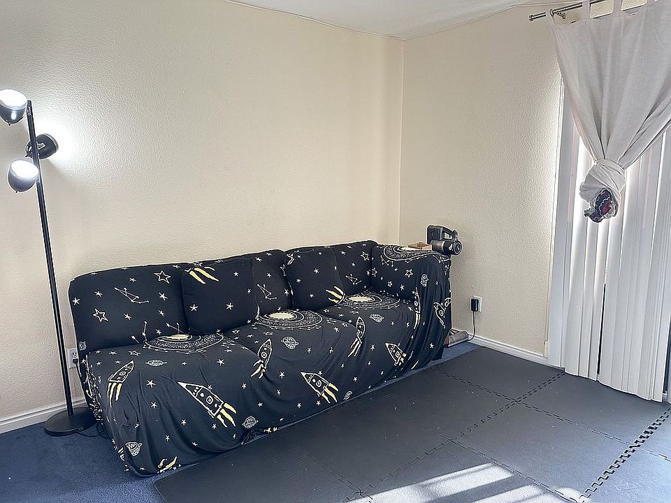 Living Room/Family Room