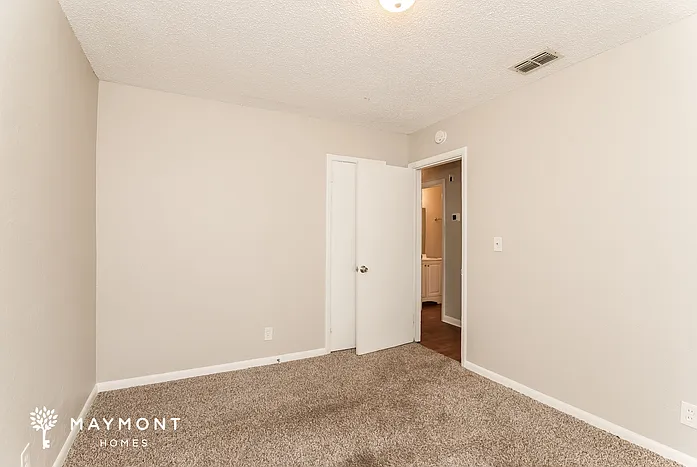 1857 W 24th St — Photo 10