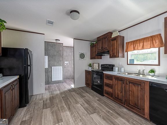 2nd image of 2479 Hoke Dickerson Rd