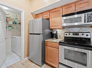 11750 Saint Andrews Pl APT 303, Wellington, FL 33414