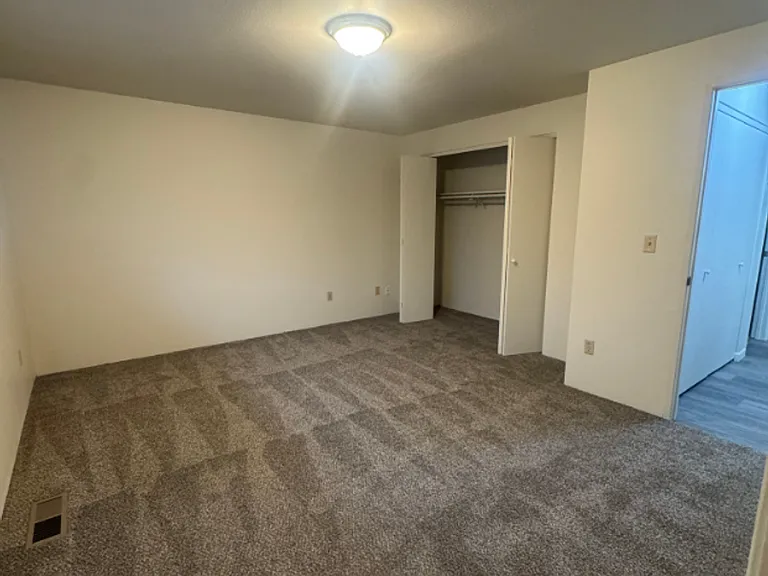 120-216 N Miller St — Photo 10