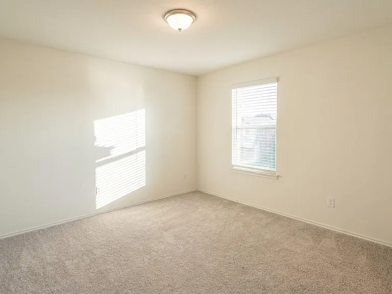 4653 Alfano Loop — Photo 30