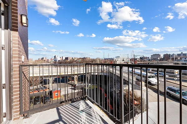 Rented by Living New York | media 34